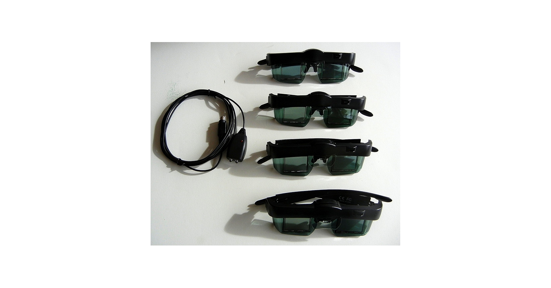 Amazon.com: 4 3D Glasses and Emitter for Newer Mitsubishi or
